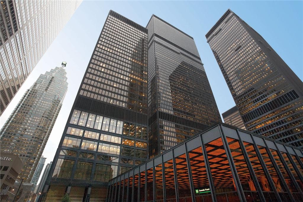 The Toronto-Dominion Bank tower joins an impressive roster of sustainable buildings at the Toronto-Dominion Centre (TD Centre) complex, including LEED(R) Gold certified buildings 77 King Street West and 79 Wellington Street West, and LEED(R) Platinum certified 100 Wellington Street West. (CNW Group/Cadillac Fairview Corporation Limited)