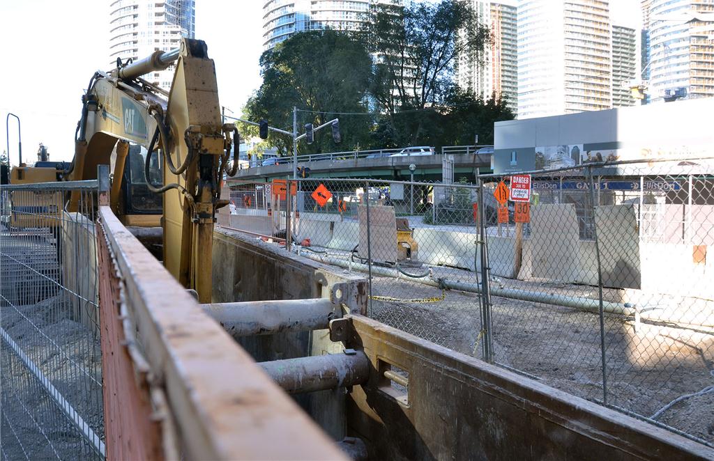 Sanitary installation just east of York Street (CNW Group/Waterfront Toronto).