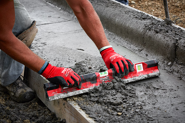 Milwaukee Tool concrete screed levels offer 3-in-1 solution - On-Site