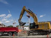 construction_truck_excavator_toronto_urban_honest_eds_cranes