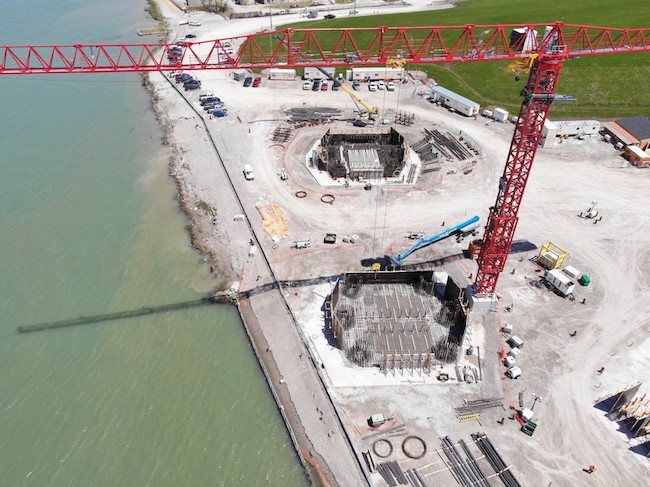 SITE HOWE Aerial shot of Canadian bridge site