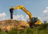 Komatsu JMHB-V breaker.